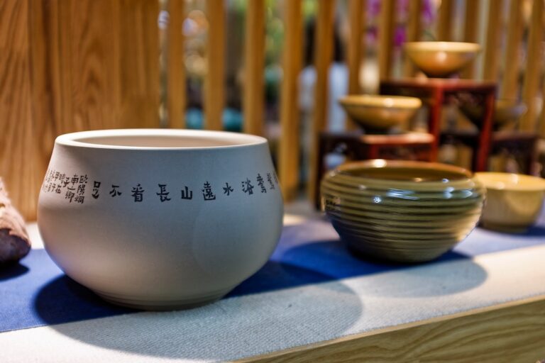 Photo Handcrafted pottery